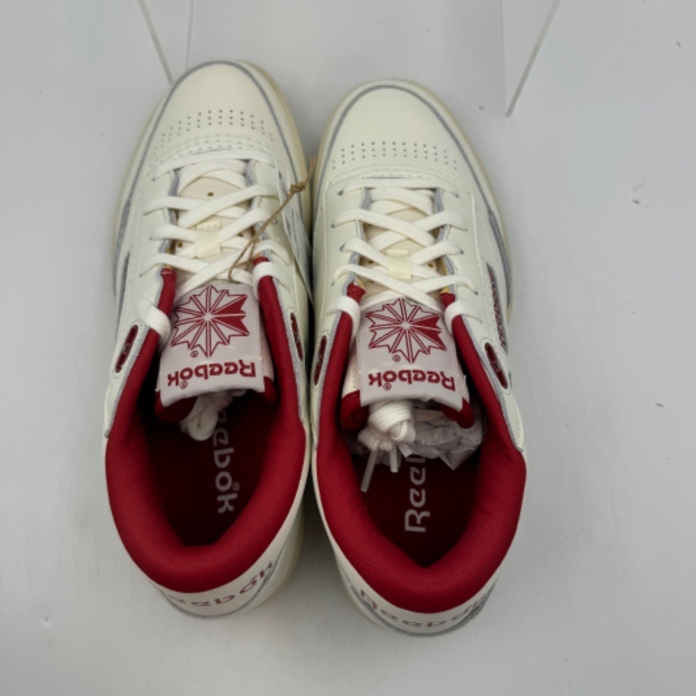 NEW Reebok Club C Mid II Vintage Unisex US 7.5 EUR 40 - Picture 6 of 9